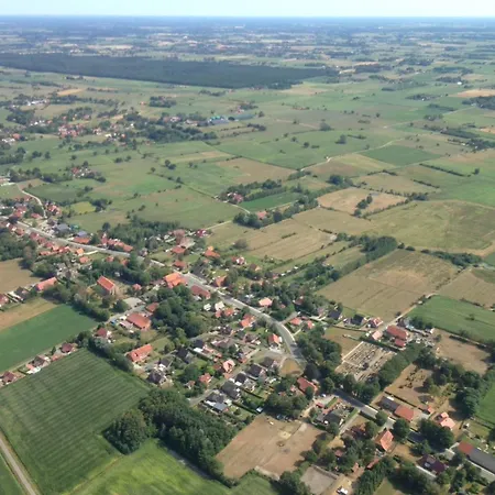 Frisia アパート *